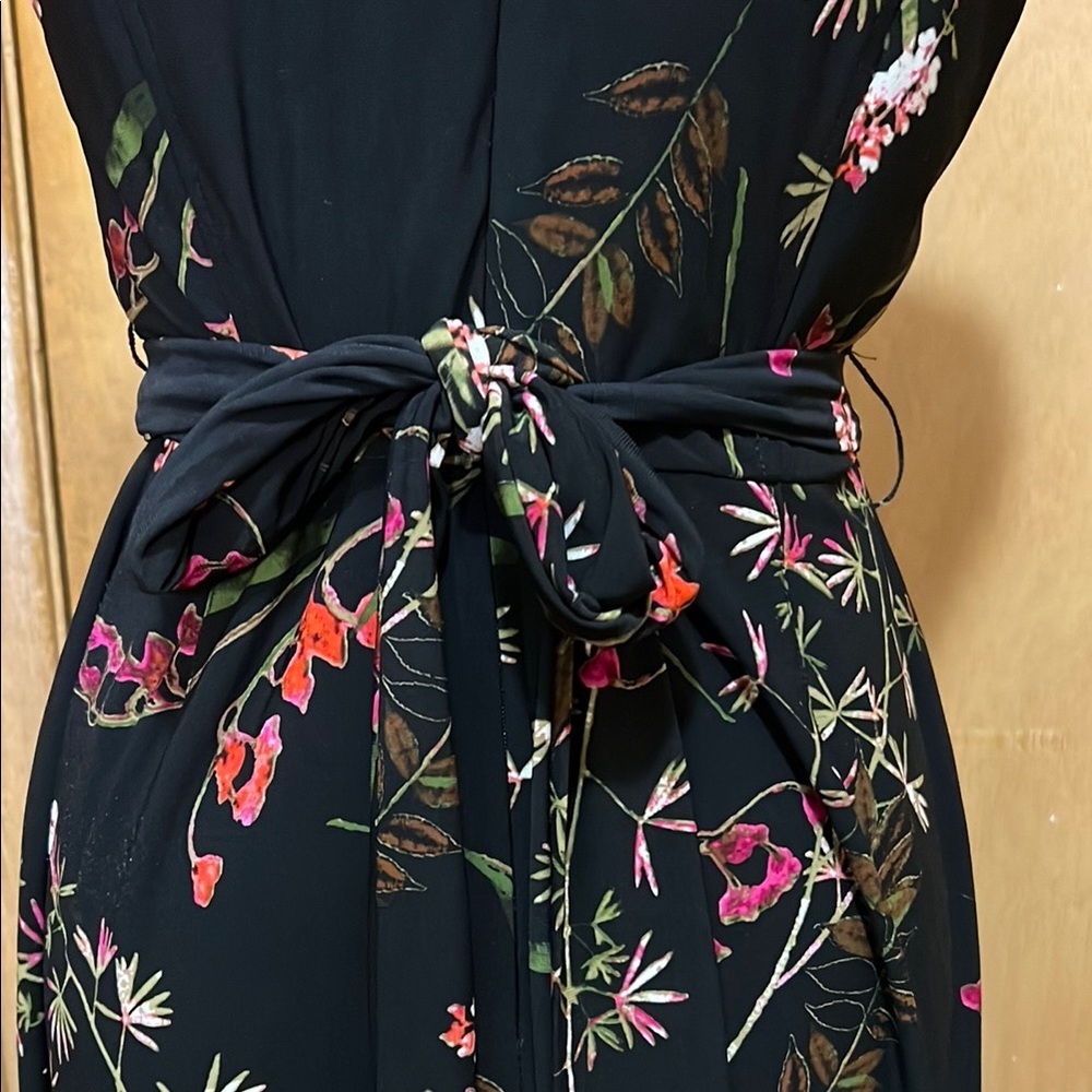 Tommy Hilfiger Black and Floral Jumpsuit - Picture 4 of 7
